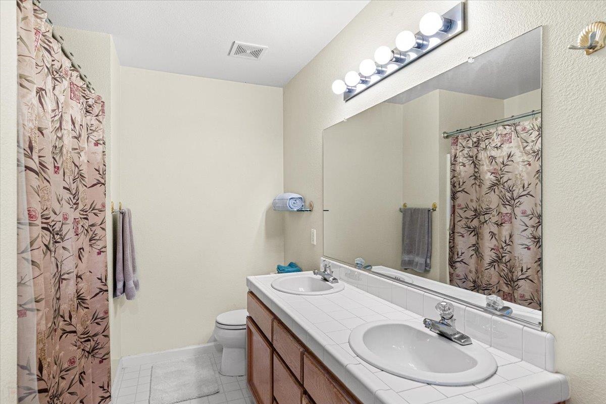 Detail Gallery Image 45 of 62 For 2295 Pontiac St, Oakdale,  CA 95361 - 4 Beds | 3 Baths
