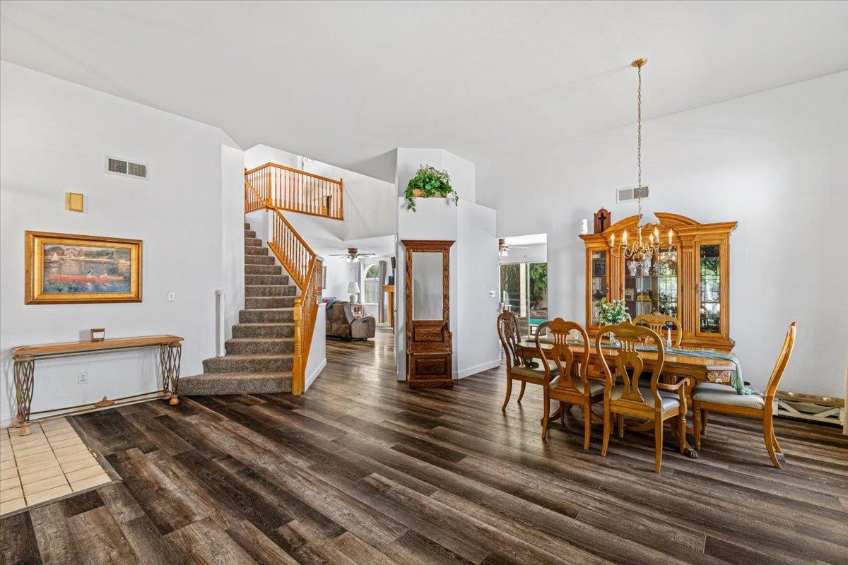 Detail Gallery Image 7 of 62 For 2295 Pontiac St, Oakdale,  CA 95361 - 4 Beds | 3 Baths