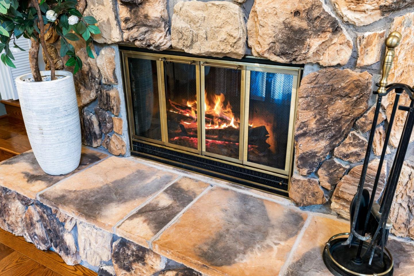 Detail Gallery Image 11 of 99 For 9 Deer Stalker Path, Monterey,  CA 93940 - 4 Beds | 3 Baths