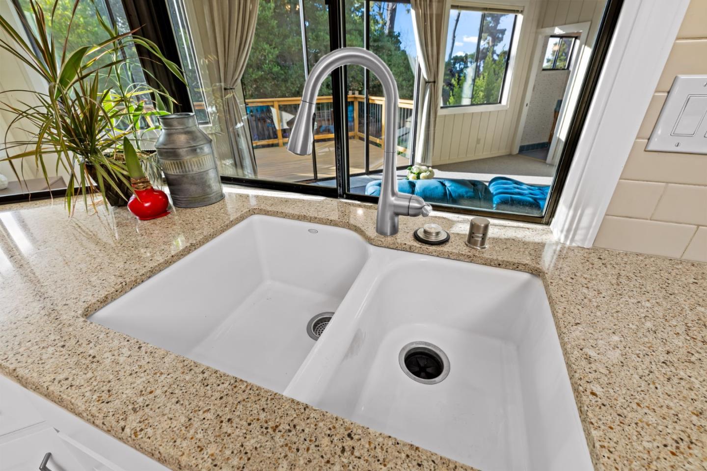 Detail Gallery Image 21 of 99 For 9 Deer Stalker Path, Monterey,  CA 93940 - 4 Beds | 3 Baths