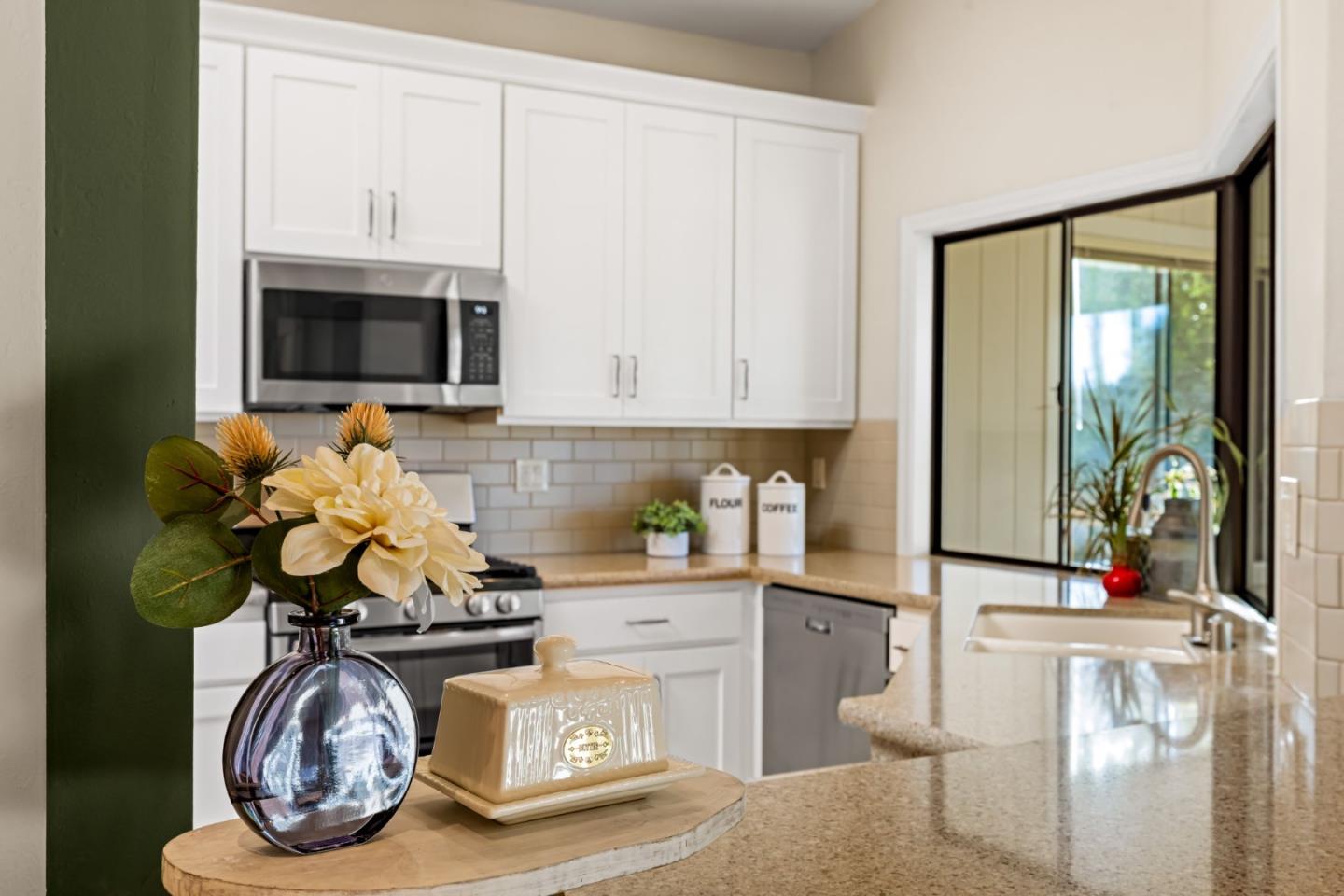Detail Gallery Image 23 of 99 For 9 Deer Stalker Path, Monterey,  CA 93940 - 4 Beds | 3 Baths