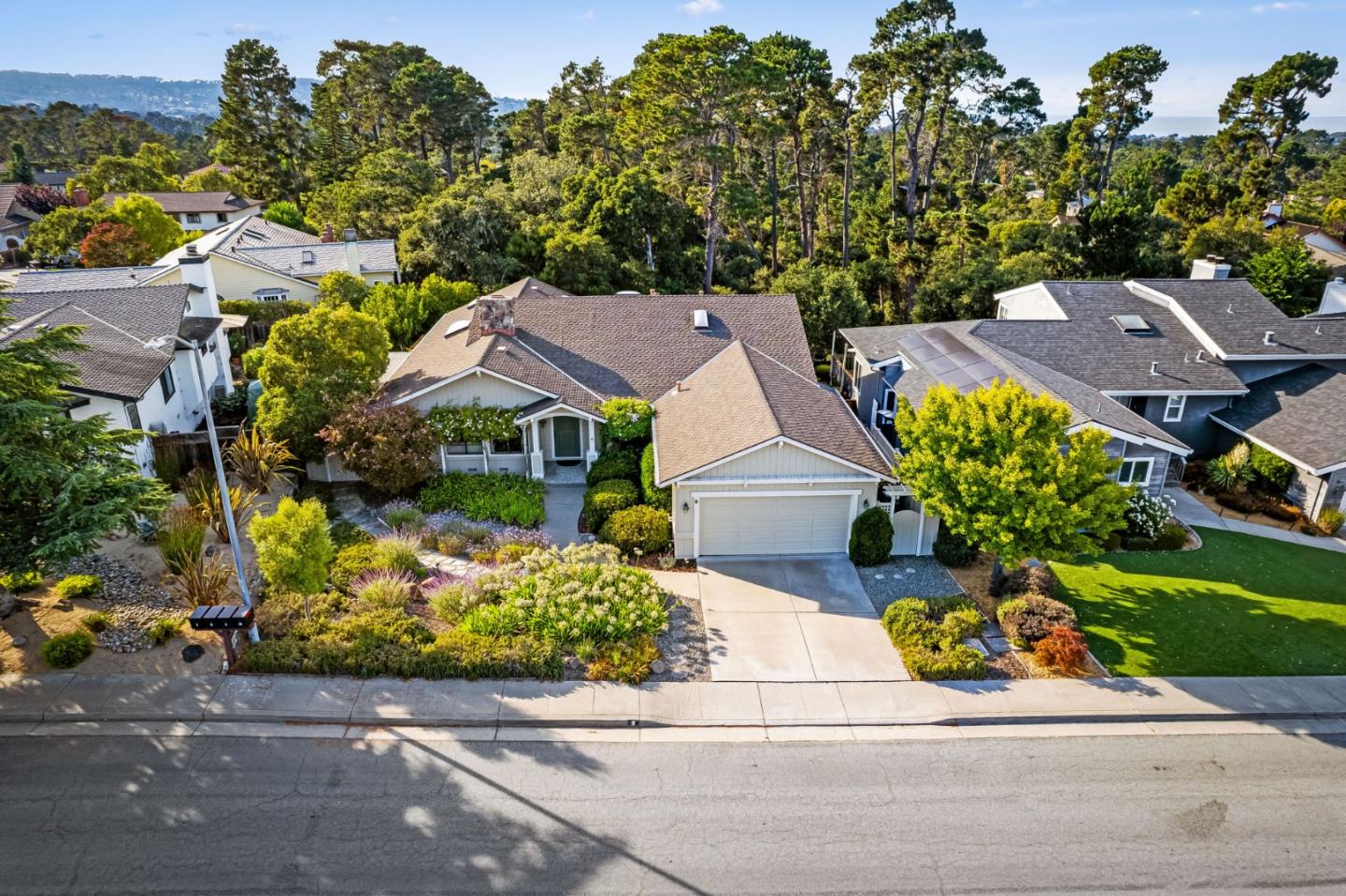 Detail Gallery Image 86 of 99 For 9 Deer Stalker Path, Monterey,  CA 93940 - 4 Beds | 3 Baths