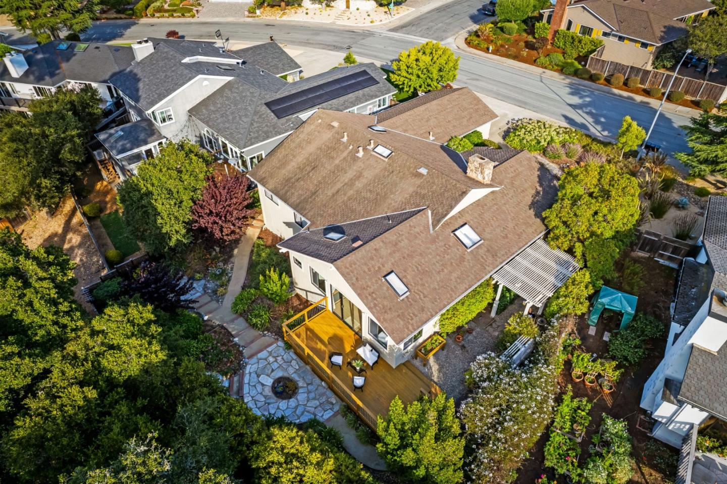 Detail Gallery Image 93 of 99 For 9 Deer Stalker Path, Monterey,  CA 93940 - 4 Beds | 3 Baths