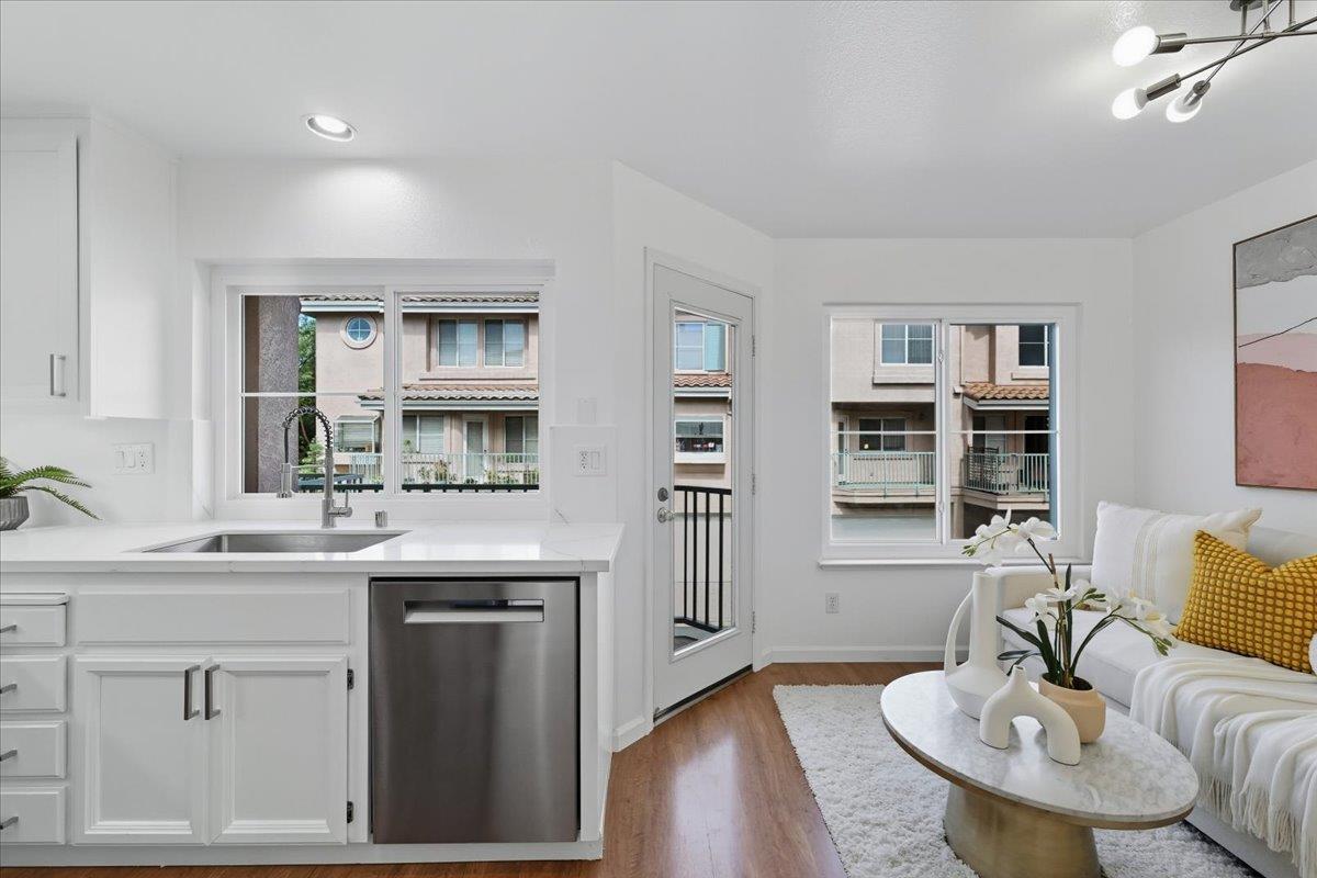 Detail Gallery Image 16 of 56 For 6004 Pisa Ter #119,  Fremont,  CA 94555 - 3 Beds | 2/1 Baths
