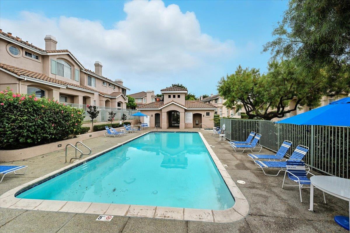 Detail Gallery Image 50 of 56 For 6004 Pisa Ter #119,  Fremont,  CA 94555 - 3 Beds | 2/1 Baths