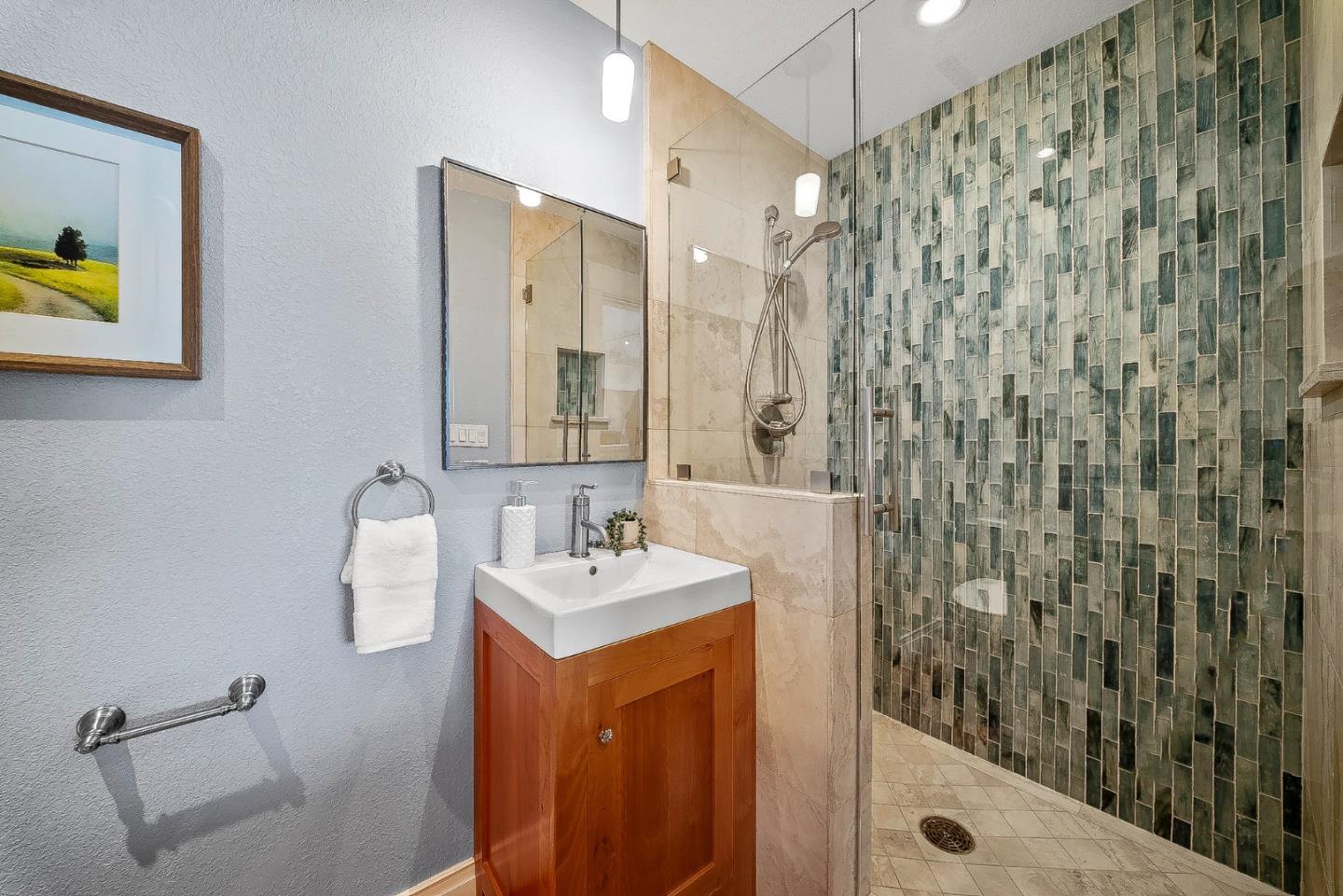 Detail Gallery Image 18 of 50 For 431 Canon Del Sol, Watsonville,  CA 95076 - 3 Beds | 3 Baths