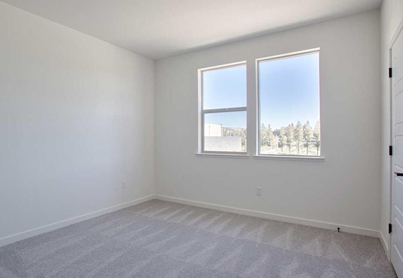 Detail Gallery Image 17 of 19 For 5968 Virtual Ct, San Jose,  CA 95119 - 2 Beds | 2/1 Baths