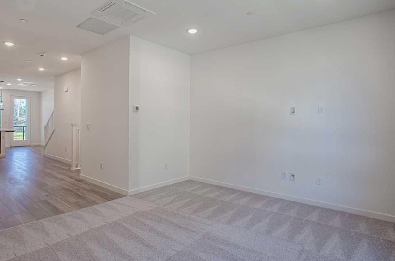Detail Gallery Image 9 of 19 For 5968 Virtual Ct, San Jose,  CA 95119 - 2 Beds | 2/1 Baths