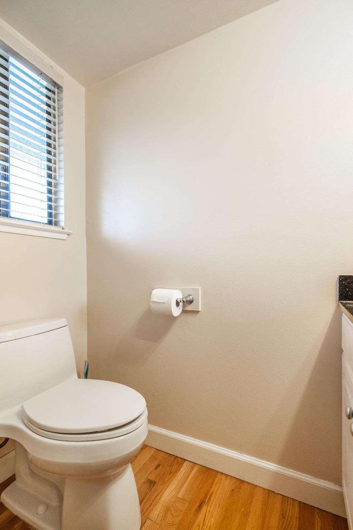 Detail Gallery Image 23 of 31 For 12091 Atrium Dr, Saratoga,  CA 95070 - 3 Beds | 2/1 Baths