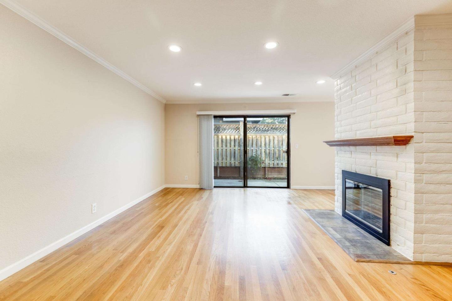 Detail Gallery Image 4 of 31 For 12091 Atrium Dr, Saratoga,  CA 95070 - 3 Beds | 2/1 Baths