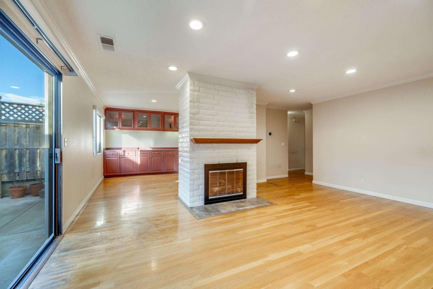 Detail Gallery Image 6 of 31 For 12091 Atrium Dr, Saratoga,  CA 95070 - 3 Beds | 2/1 Baths