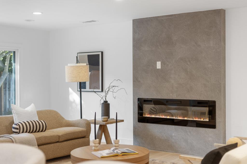 Detail Gallery Image 21 of 50 For 331 Trenton Way, Menlo Park,  CA 94025 - 4 Beds | 3 Baths