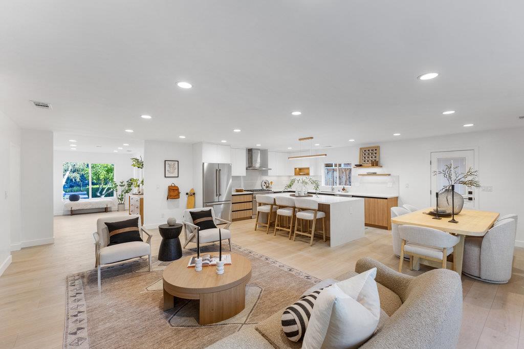 Detail Gallery Image 22 of 50 For 331 Trenton Way, Menlo Park,  CA 94025 - 4 Beds | 3 Baths