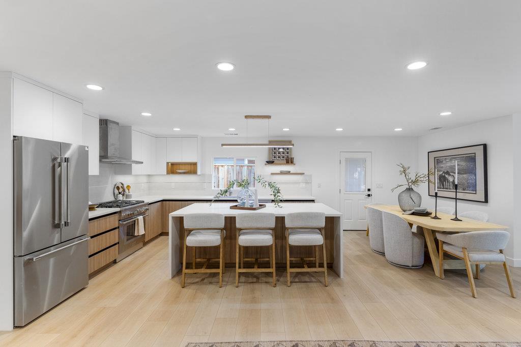 Detail Gallery Image 23 of 50 For 331 Trenton Way, Menlo Park,  CA 94025 - 4 Beds | 3 Baths