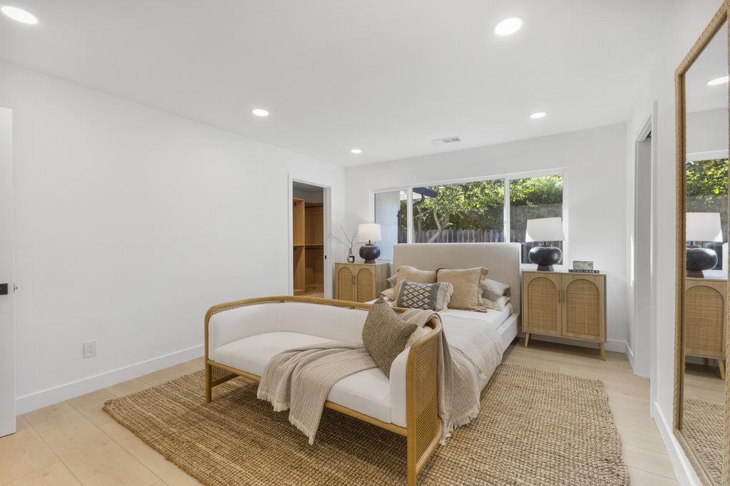 Detail Gallery Image 31 of 50 For 331 Trenton Way, Menlo Park,  CA 94025 - 4 Beds | 3 Baths