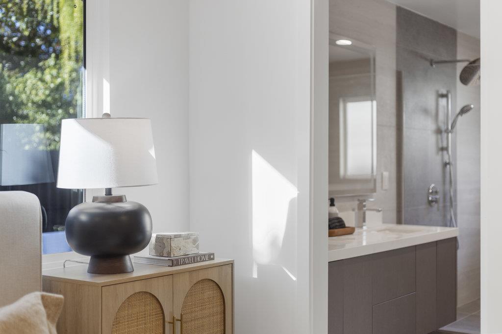 Detail Gallery Image 34 of 50 For 331 Trenton Way, Menlo Park,  CA 94025 - 4 Beds | 3 Baths