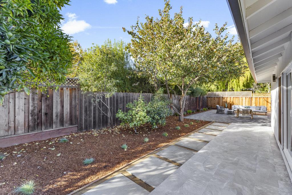 Detail Gallery Image 44 of 50 For 331 Trenton Way, Menlo Park,  CA 94025 - 4 Beds | 3 Baths