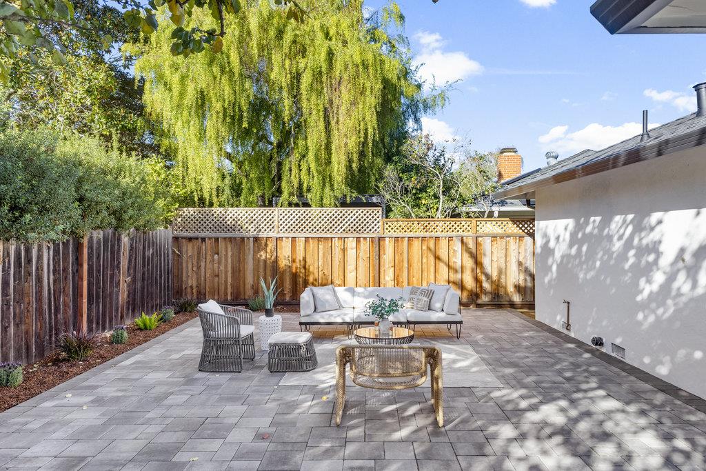 Detail Gallery Image 45 of 50 For 331 Trenton Way, Menlo Park,  CA 94025 - 4 Beds | 3 Baths