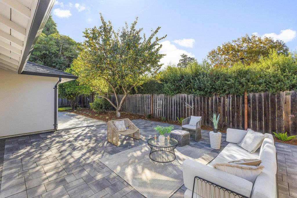 Detail Gallery Image 48 of 50 For 331 Trenton Way, Menlo Park,  CA 94025 - 4 Beds | 3 Baths