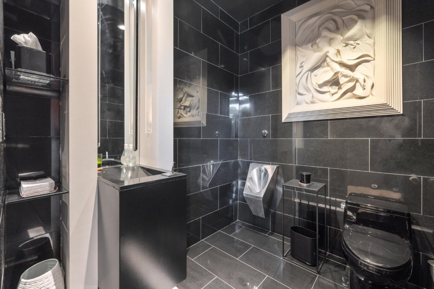 Detail Gallery Image 42 of 53 For Address Not Disclosed, Los Altos Hills,  CA 94022 - 8 Beds | 9/2 Baths