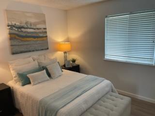 Detail Gallery Image 9 of 26 For 3255 Pomeroy Ave, San Jose,  CA 95121 - 3 Beds | 2 Baths