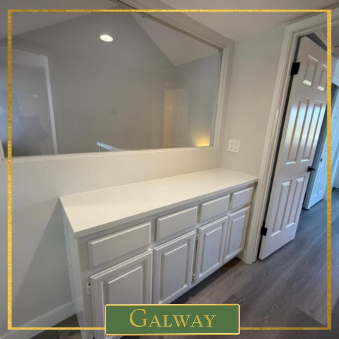 Detail Gallery Image 22 of 26 For 3073 Middlefield #203,  Palo Alto,  CA 94306 - 3 Beds | 3 Baths