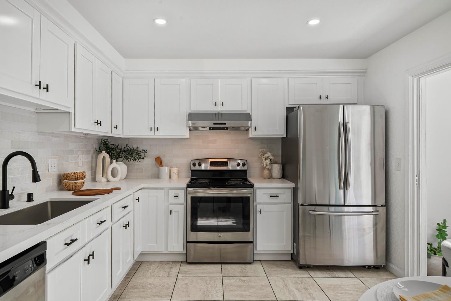 Detail Gallery Image 11 of 37 For 38099 Miller Pl, Fremont,  CA 94536 - 3 Beds | 2 Baths