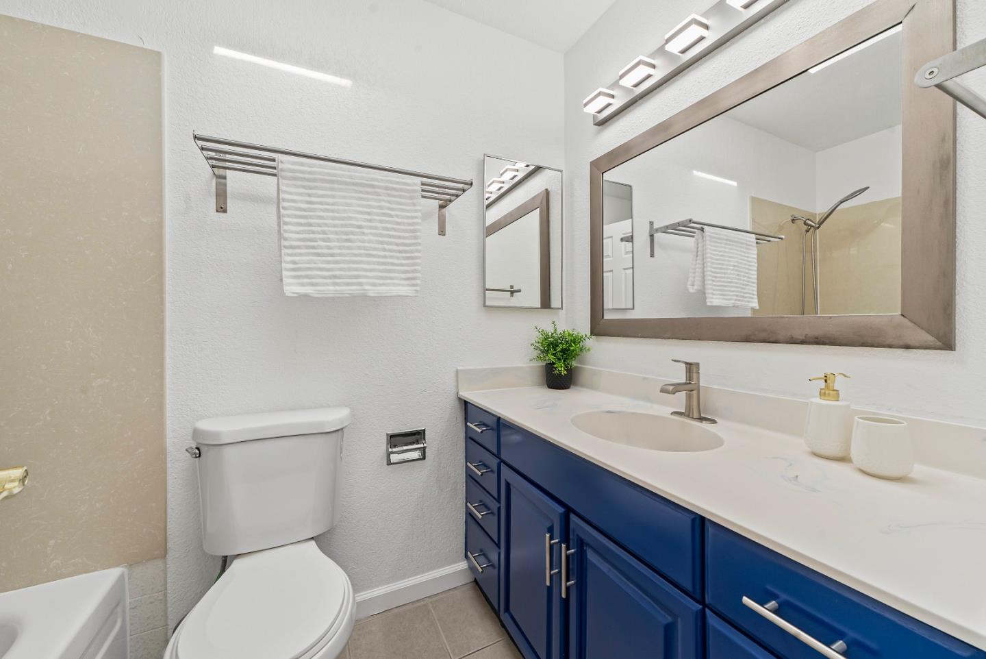 Detail Gallery Image 17 of 37 For 38099 Miller Pl, Fremont,  CA 94536 - 3 Beds | 2 Baths
