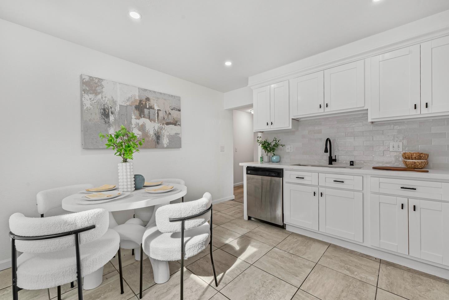 Detail Gallery Image 6 of 37 For 38099 Miller Pl, Fremont,  CA 94536 - 3 Beds | 2 Baths