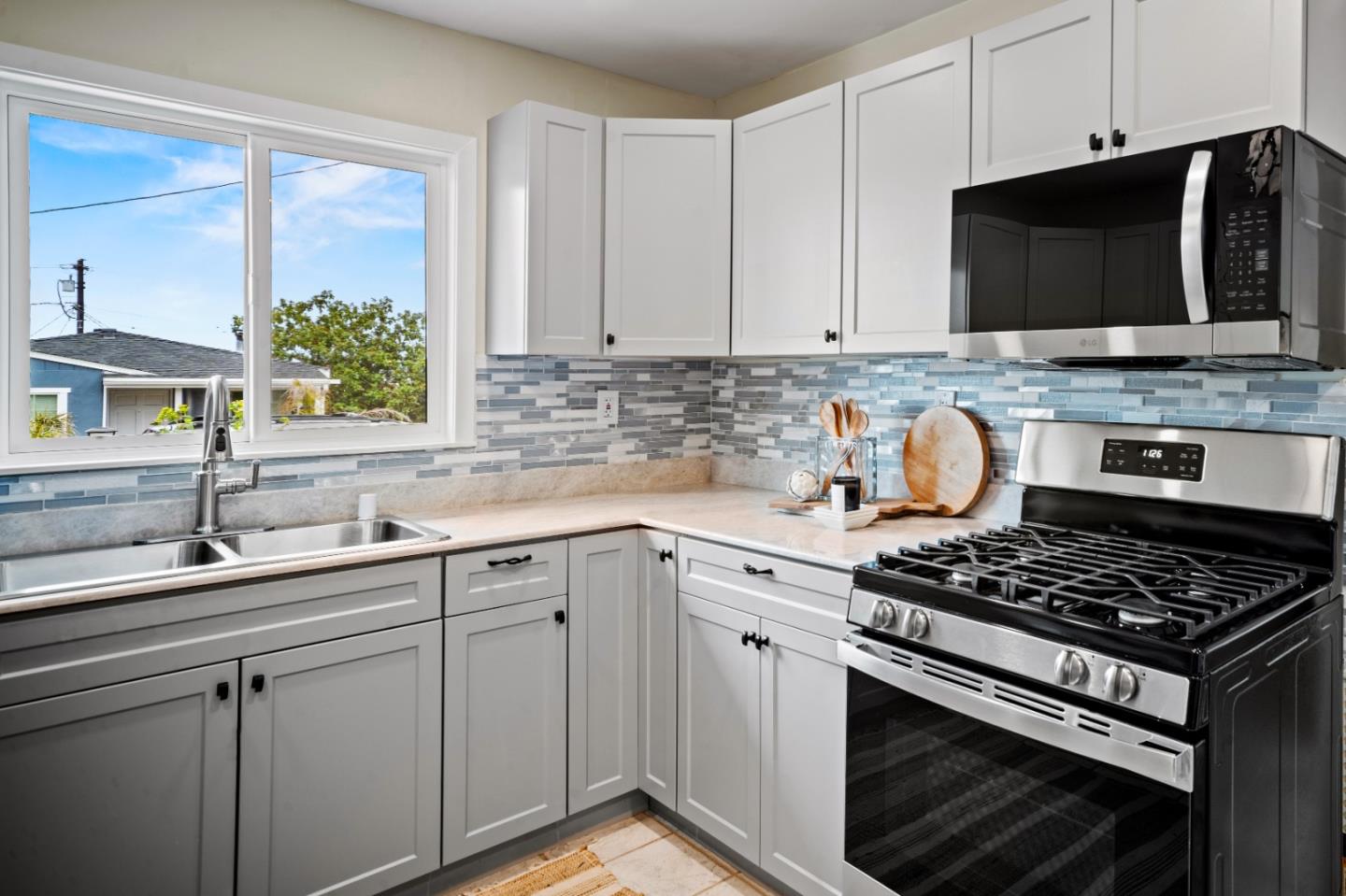 Detail Gallery Image 20 of 28 For 1524 Luxton St, Seaside,  CA 93955 - 2 Beds | 1 Baths