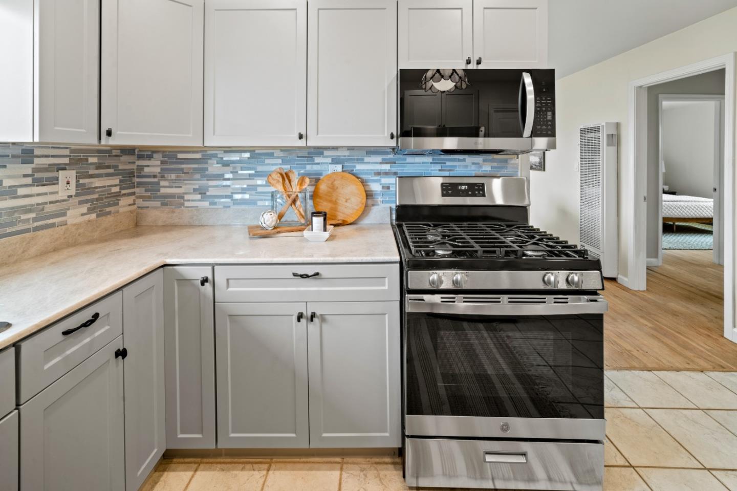Detail Gallery Image 22 of 28 For 1524 Luxton St, Seaside,  CA 93955 - 2 Beds | 1 Baths
