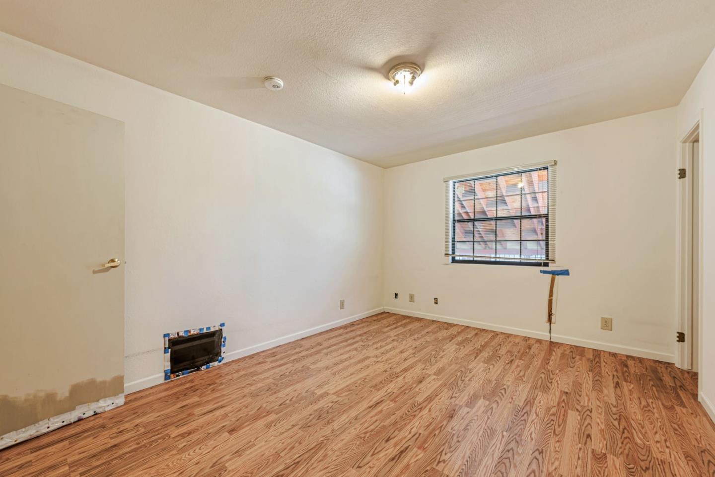 Detail Gallery Image 14 of 28 For 1545 Pomeroy Ave, Santa Clara,  CA 95051 - 3 Beds | 1/1 Baths
