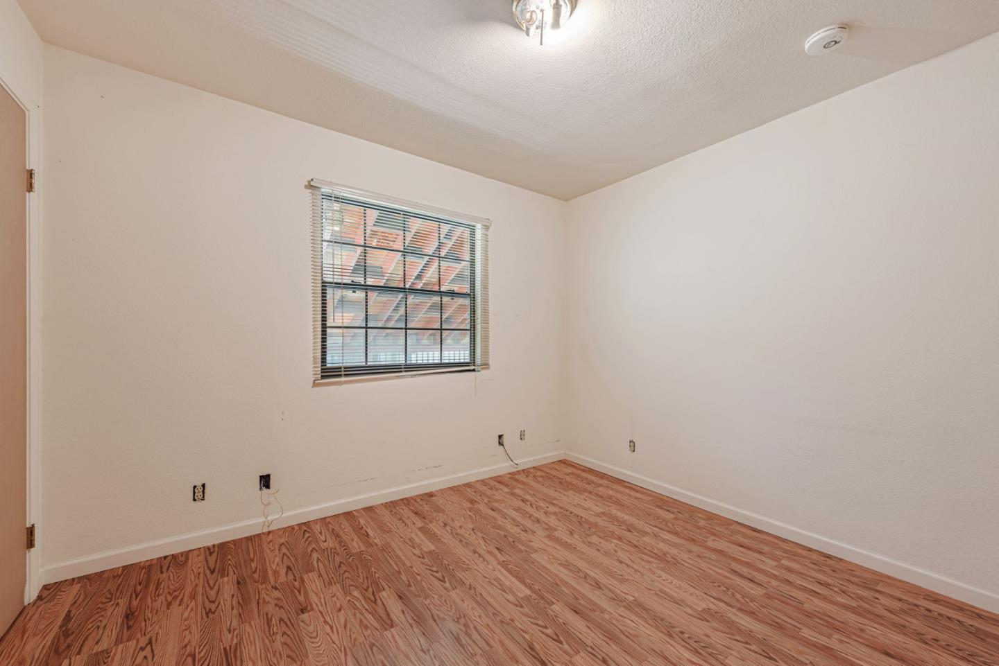 Detail Gallery Image 17 of 28 For 1545 Pomeroy Ave, Santa Clara,  CA 95051 - 3 Beds | 1/1 Baths