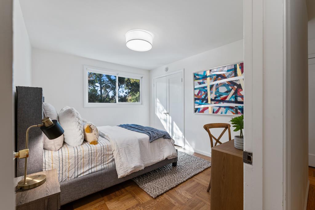 Detail Gallery Image 17 of 26 For 2590 Webster St, Palo Alto,  CA 94301 - 4 Beds | 2 Baths