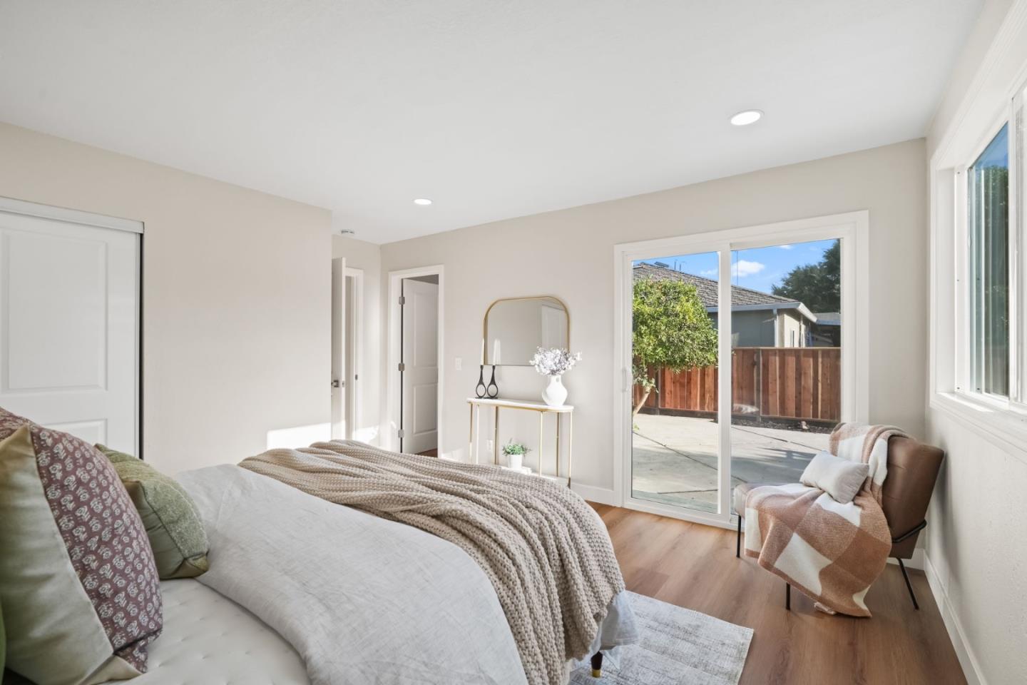 Detail Gallery Image 20 of 30 For 159 Jasmine Way, East Palo Alto,  CA 94303 - 3 Beds | 2 Baths