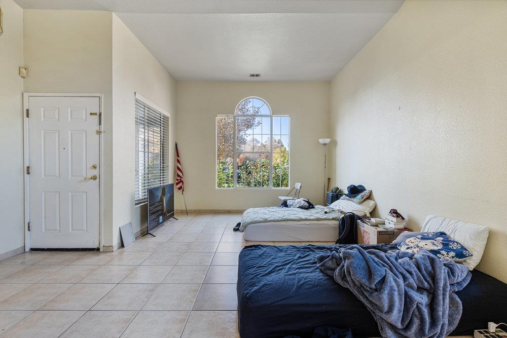 Detail Gallery Image 10 of 29 For 1931 Evelyns, Hollister,  CA 95023 - 4 Beds | 2 Baths