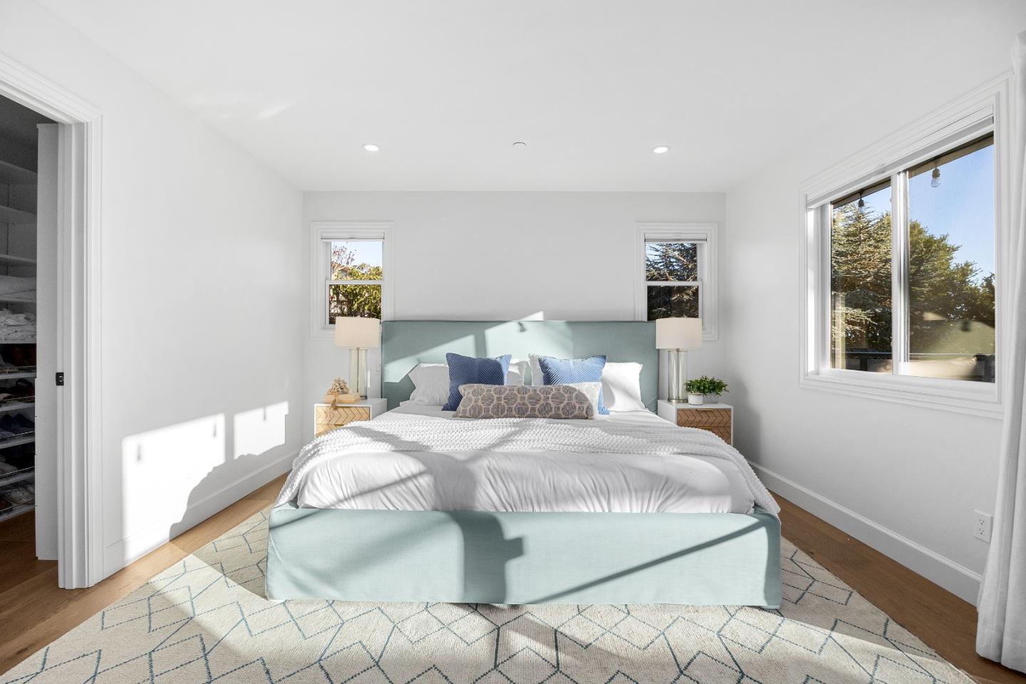 Detail Gallery Image 18 of 97 For 124 Lagunitas Ct, Aptos,  CA 95003 - 5 Beds | 4/1 Baths