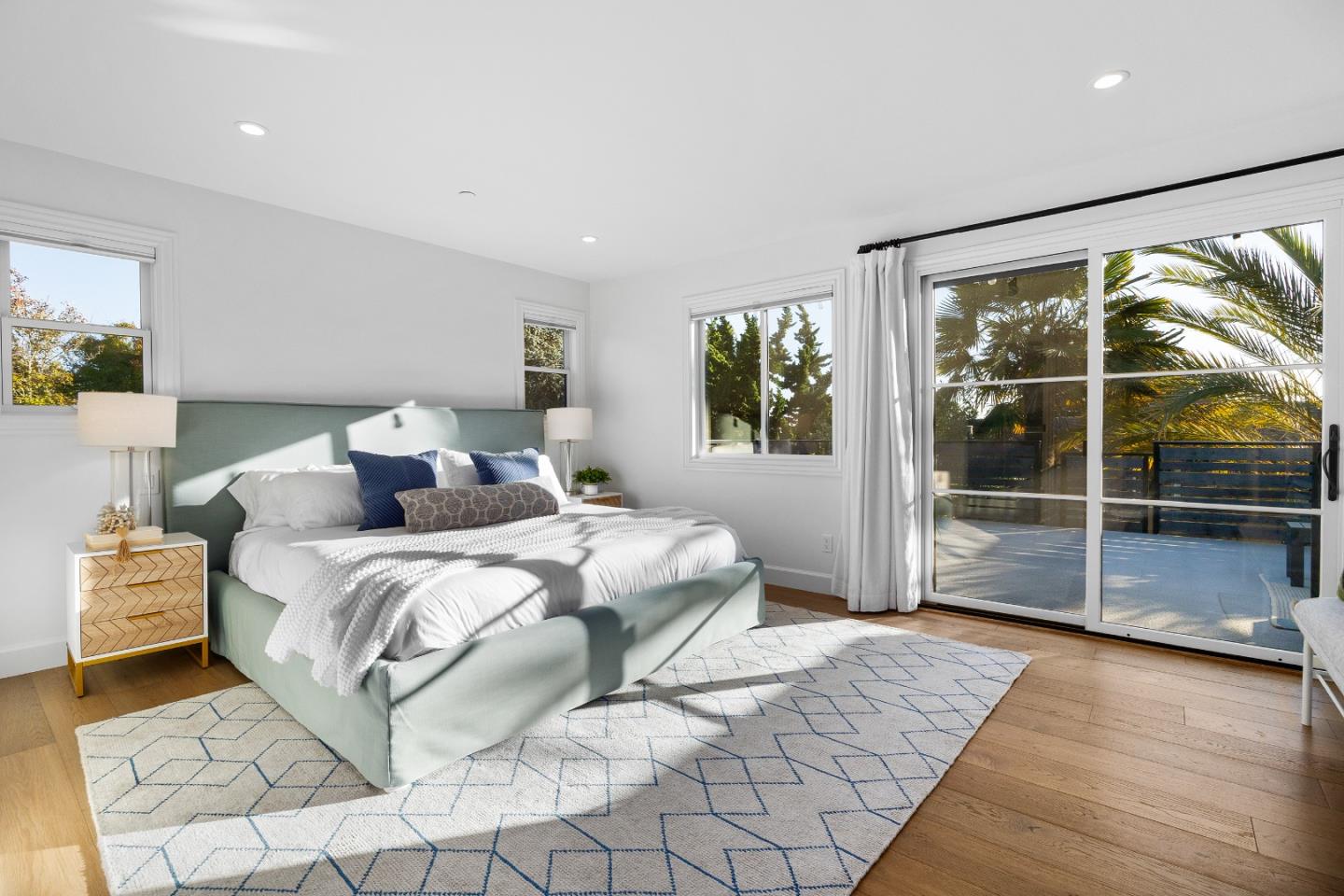 Detail Gallery Image 19 of 97 For 124 Lagunitas Ct, Aptos,  CA 95003 - 5 Beds | 4/1 Baths