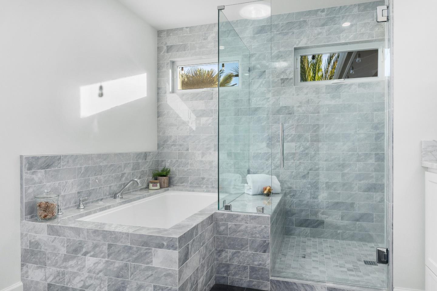 Detail Gallery Image 24 of 97 For 124 Lagunitas Ct, Aptos,  CA 95003 - 5 Beds | 4/1 Baths