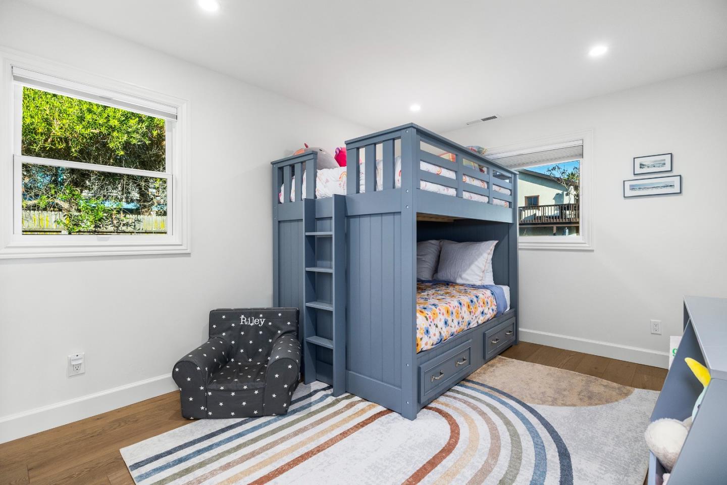 Detail Gallery Image 25 of 97 For 124 Lagunitas Ct, Aptos,  CA 95003 - 5 Beds | 4/1 Baths