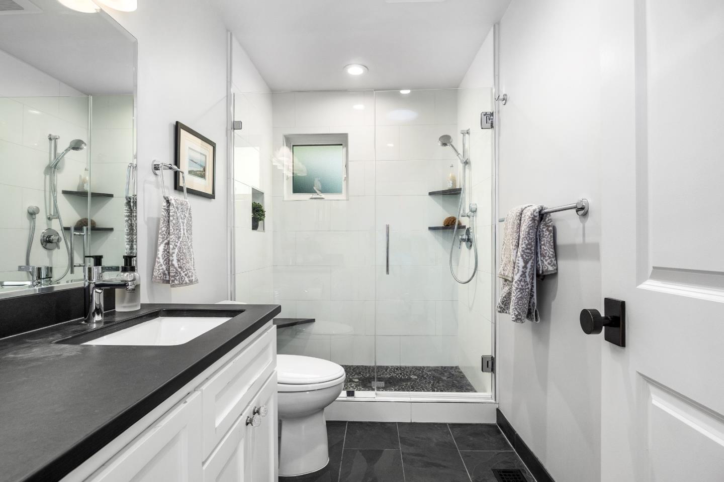 Detail Gallery Image 29 of 97 For 124 Lagunitas Ct, Aptos,  CA 95003 - 5 Beds | 4/1 Baths