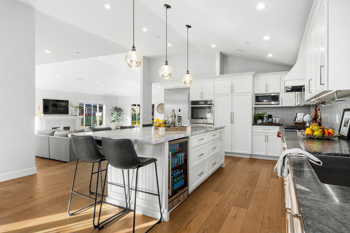 Detail Gallery Image 6 of 97 For 124 Lagunitas Ct, Aptos,  CA 95003 - 5 Beds | 4/1 Baths