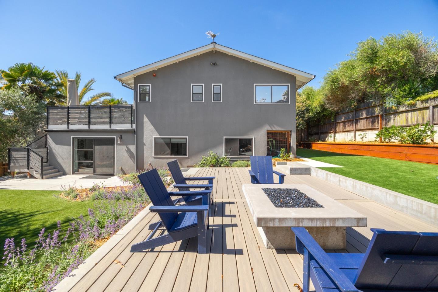 Detail Gallery Image 61 of 97 For 124 Lagunitas Ct, Aptos,  CA 95003 - 5 Beds | 4/1 Baths