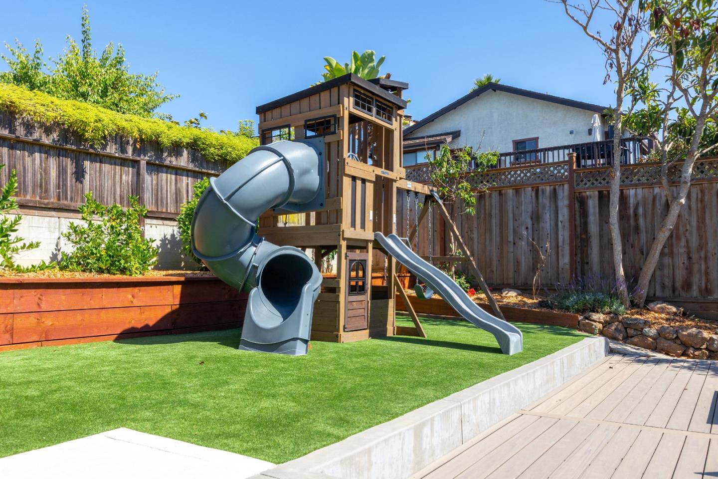 Detail Gallery Image 64 of 97 For 124 Lagunitas Ct, Aptos,  CA 95003 - 5 Beds | 4/1 Baths