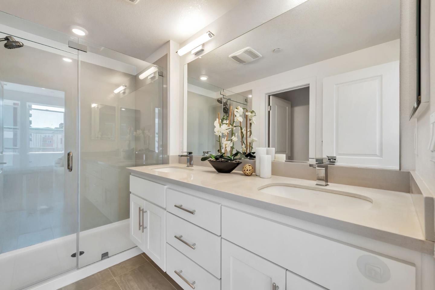 Detail Gallery Image 30 of 38 For 3071 Boyter Pl, Santa Clara,  CA 95051 - 2 Beds | 2/1 Baths