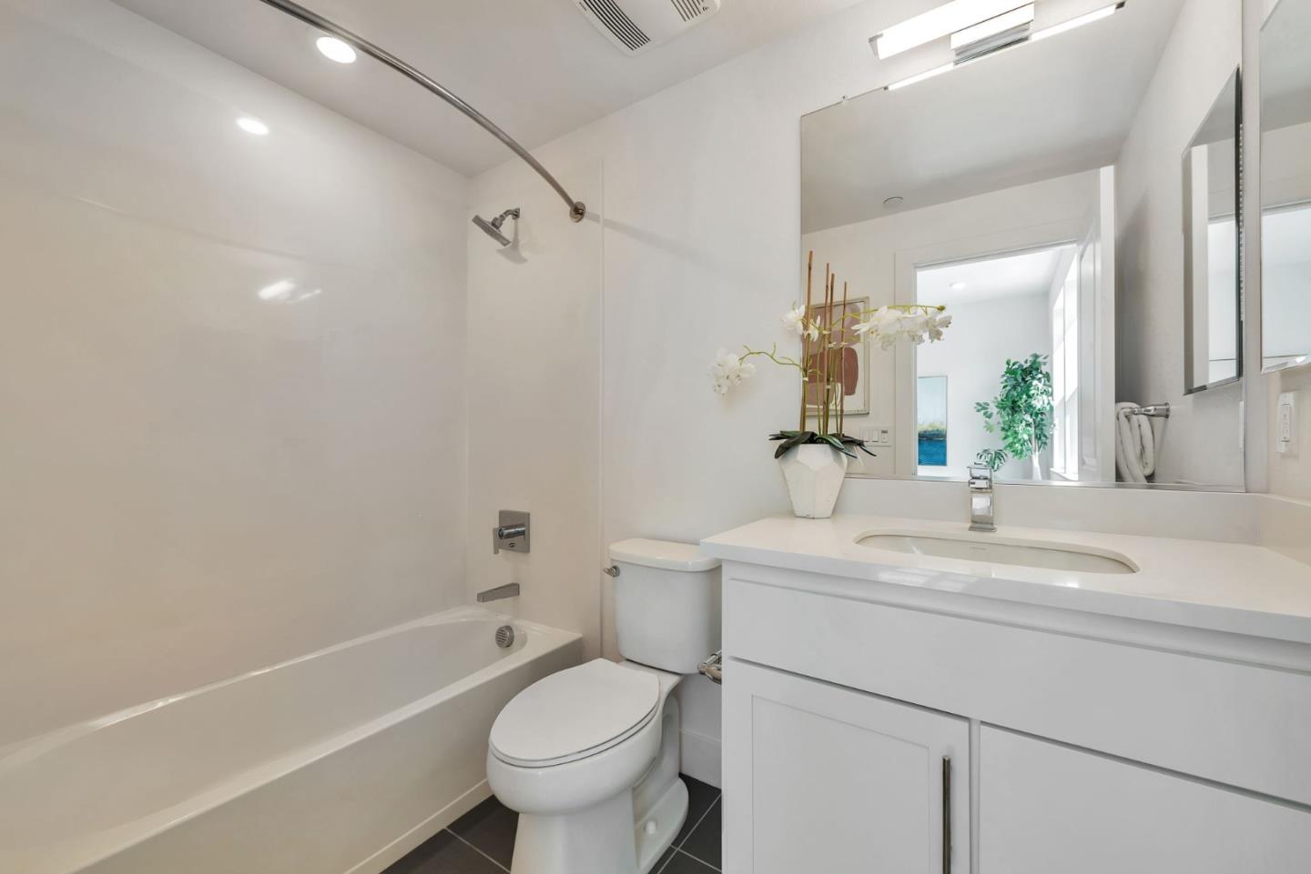 Detail Gallery Image 31 of 38 For 3071 Boyter Pl, Santa Clara,  CA 95051 - 2 Beds | 2/1 Baths