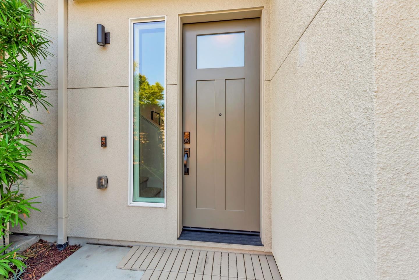 Detail Gallery Image 4 of 38 For 3071 Boyter Pl, Santa Clara,  CA 95051 - 2 Beds | 2/1 Baths