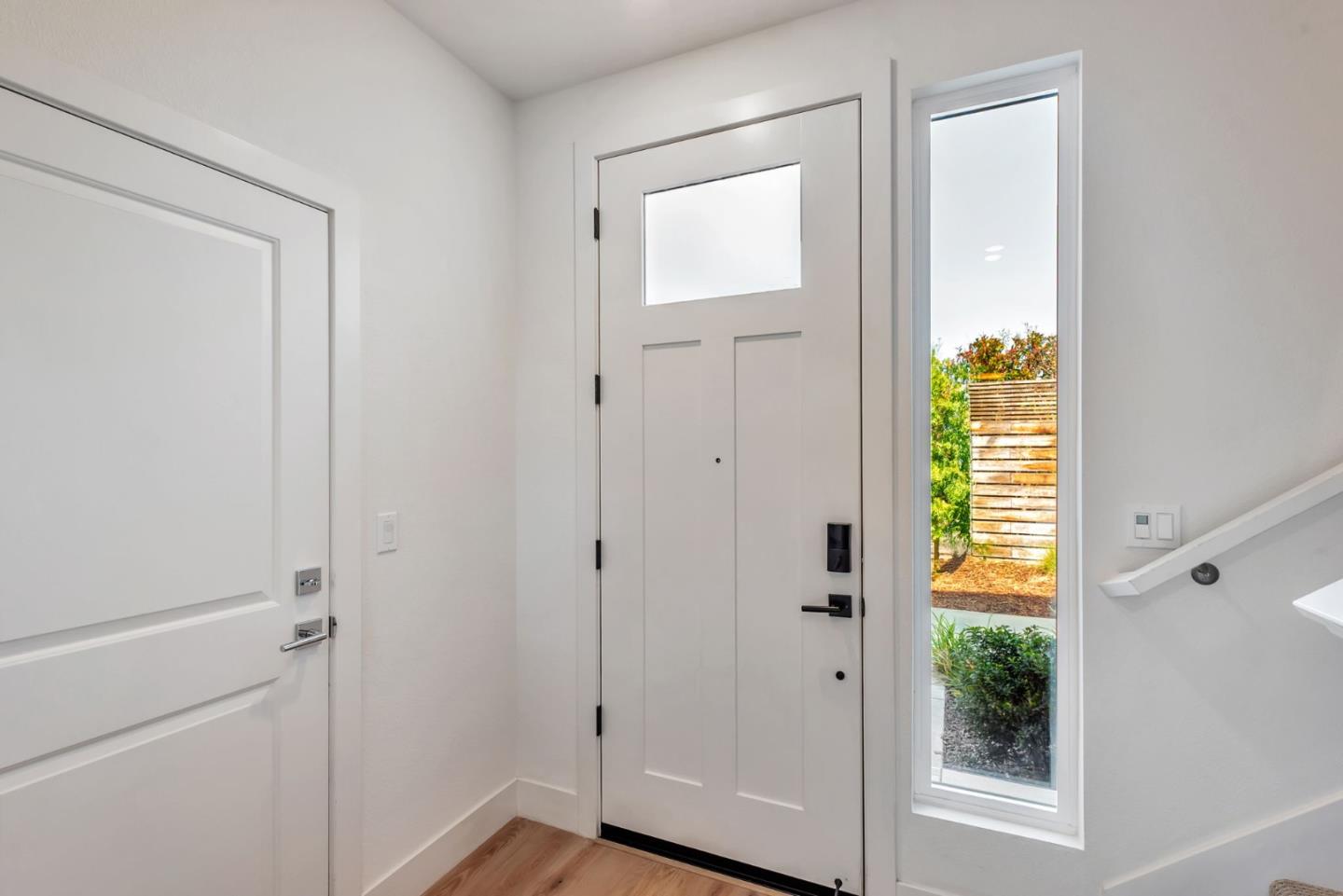 Detail Gallery Image 5 of 38 For 3071 Boyter Pl, Santa Clara,  CA 95051 - 2 Beds | 2/1 Baths