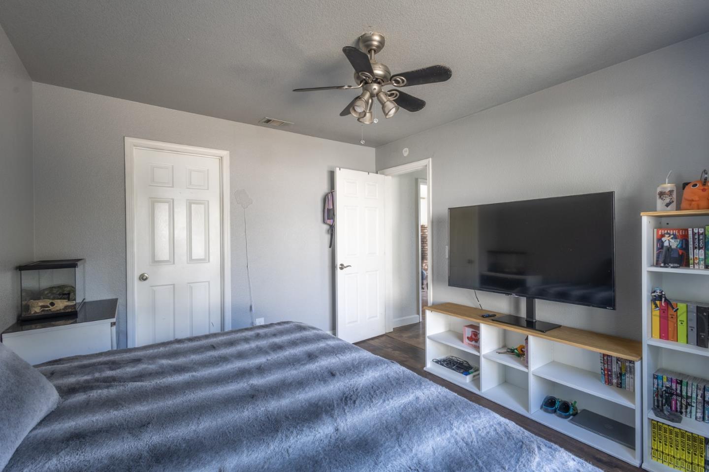 Detail Gallery Image 14 of 17 For 150 Camelback St, Lathrop,  CA 95330 - 4 Beds | 2 Baths