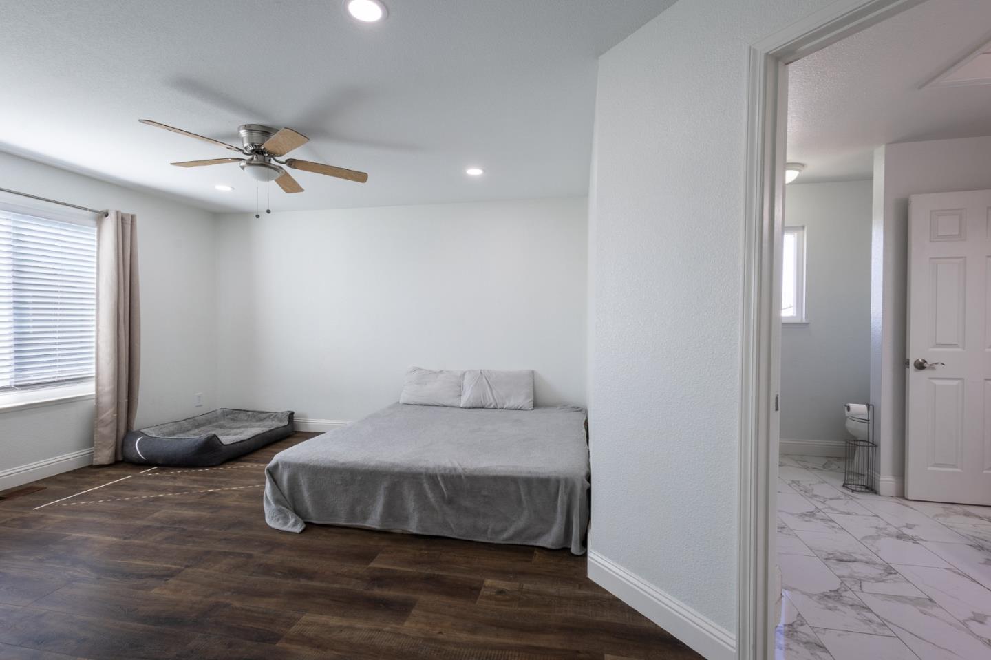 Detail Gallery Image 16 of 17 For 150 Camelback St, Lathrop,  CA 95330 - 4 Beds | 2 Baths